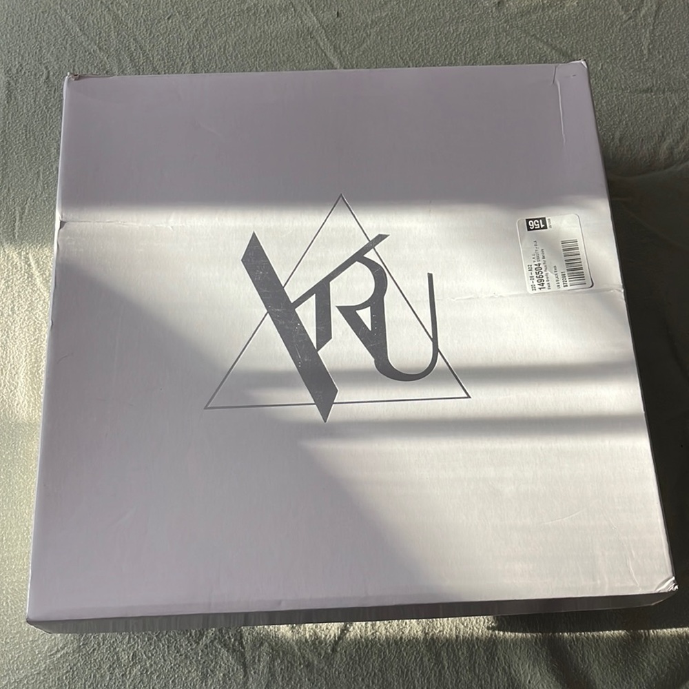 YRU Gravity Faux Fur Slides - Picture 3 of 8